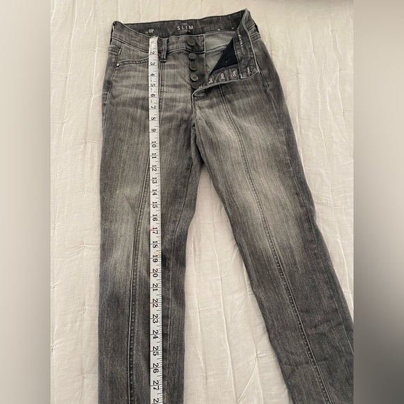 White House Black Market Slim Ankle Jean - Picture 4 of 10